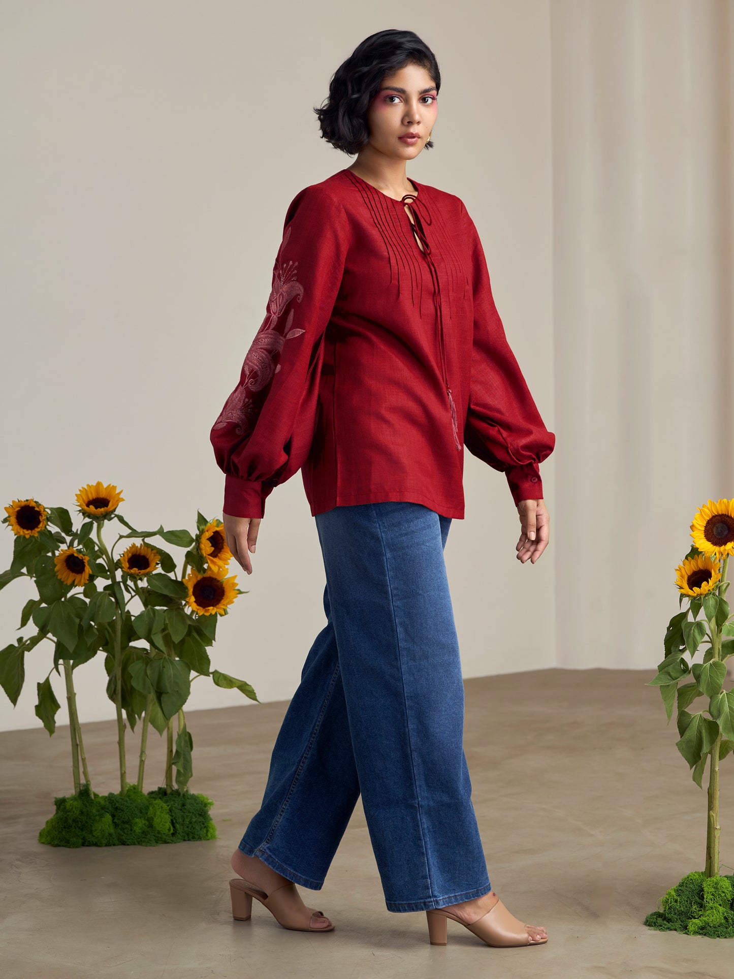Sand Dunes Red Lantern Sleeve Top