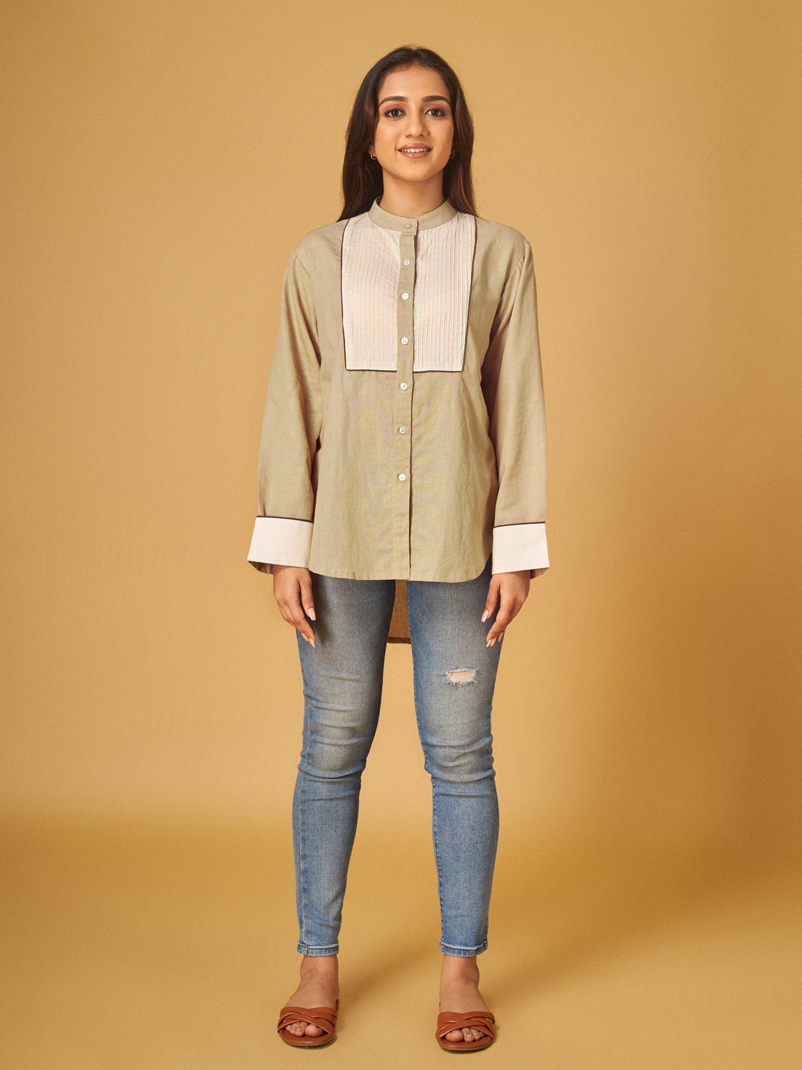 Ancient Scroll Cotton Linen Pintucks Detailed Shirt