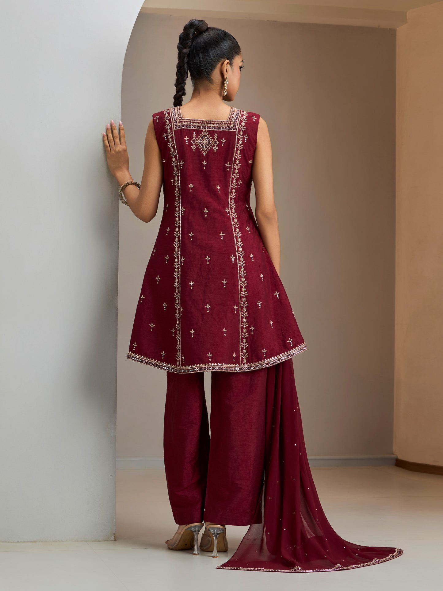 Maroon Tunic Kurta With Dupatta And Pant