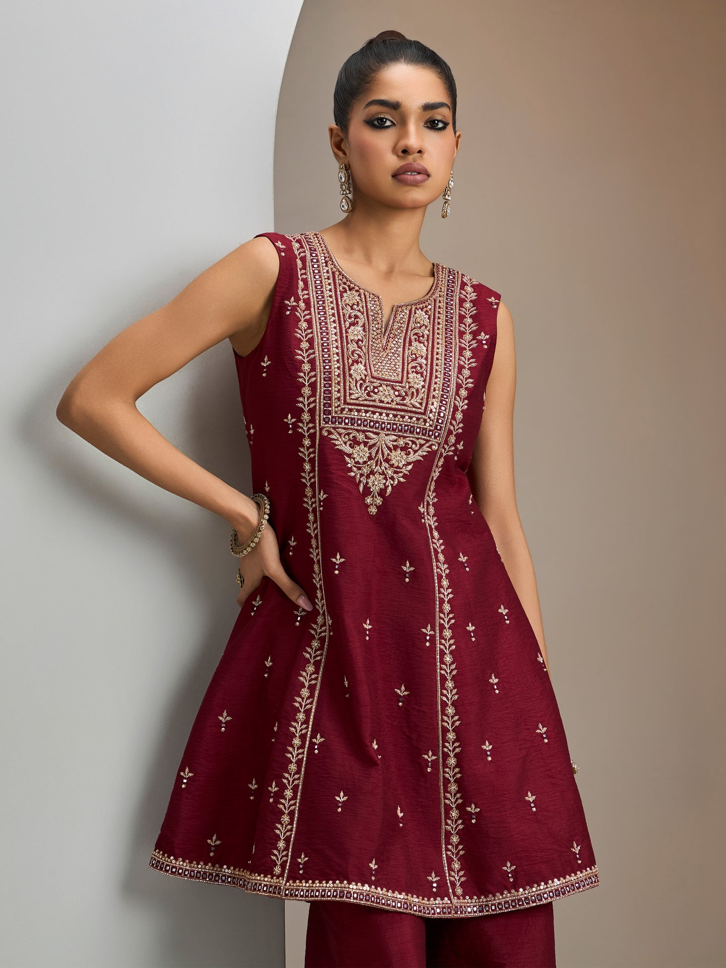 Maroon Tunic Kurta With Dupatta And Pant