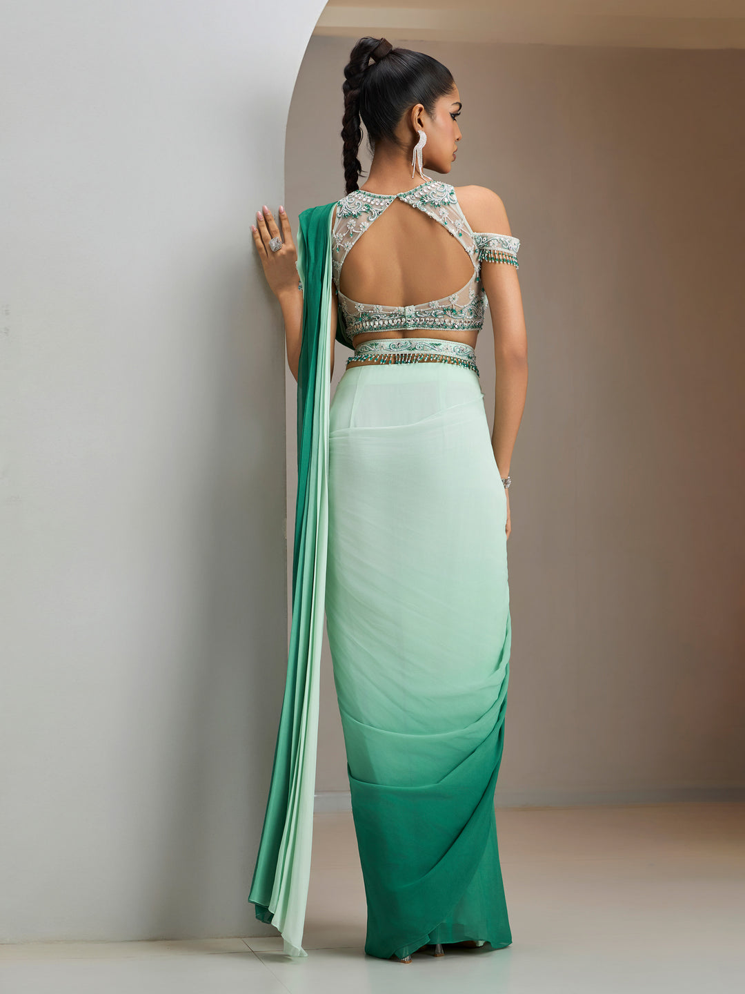 Green Net Blouse With Green Ombre Georgette Saree With Belt