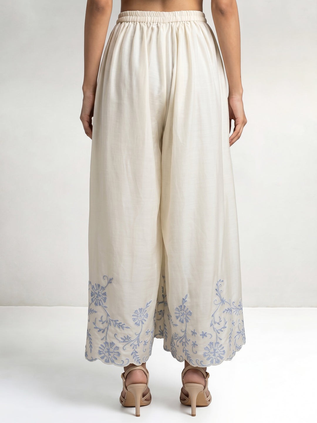 Daisy Blue Embroidered Pant