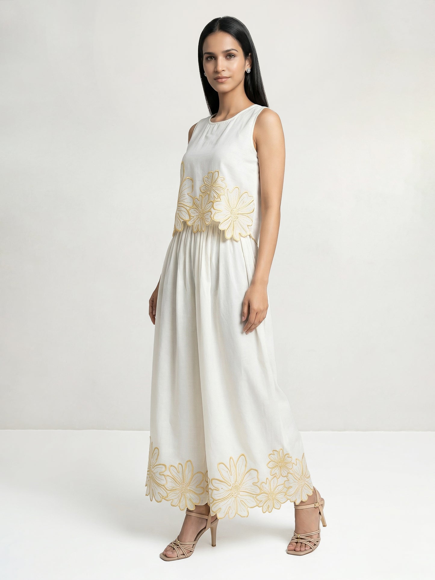 Daisy  Co-Ord Set With Yellow Embroidery