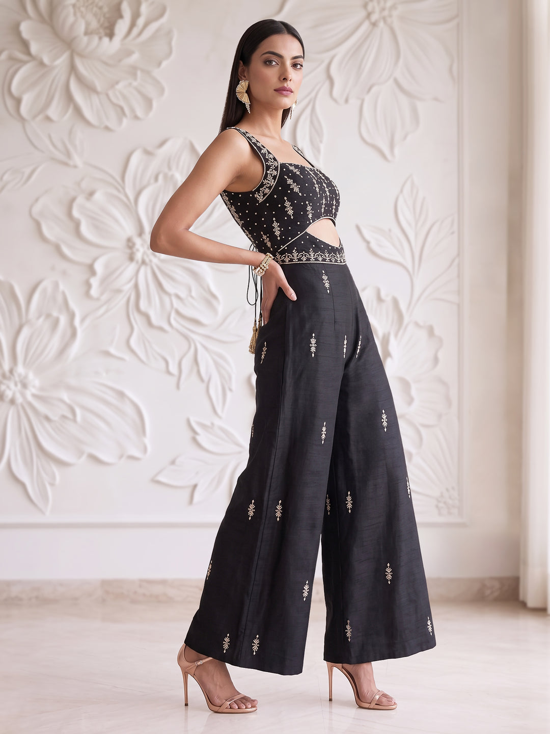 BLACK EMBROIDERED JUMPSUIT